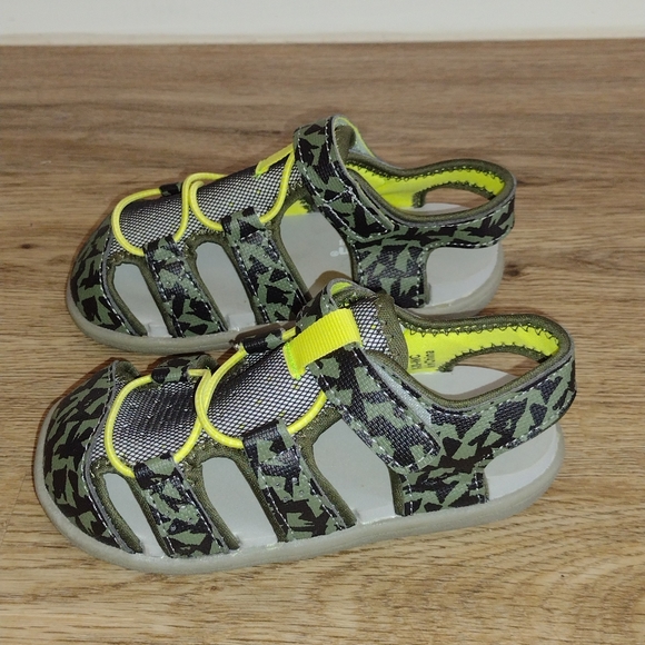 see kai run white sandals